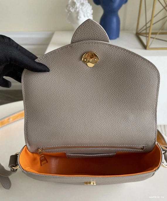 WIS LOUIS SOFT MM 9 VUITTON PONT 1214